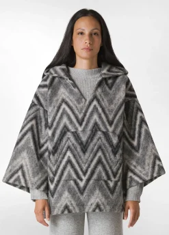 Best Sale DEHA Soft Wooly Poncho Grey Chevron Gray